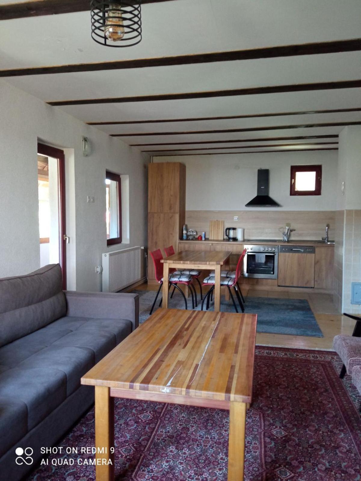 Lodge Druga Prica *